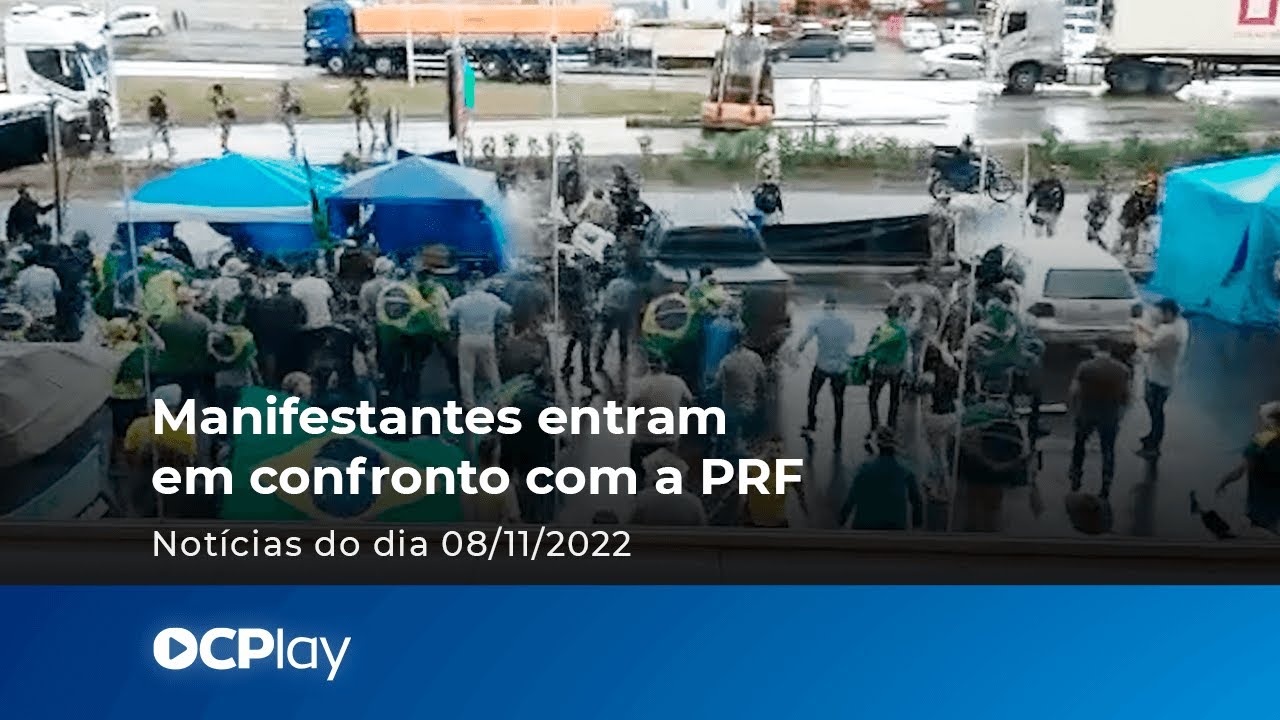 Manifestantes entram em confronto com a PRF na BR-470