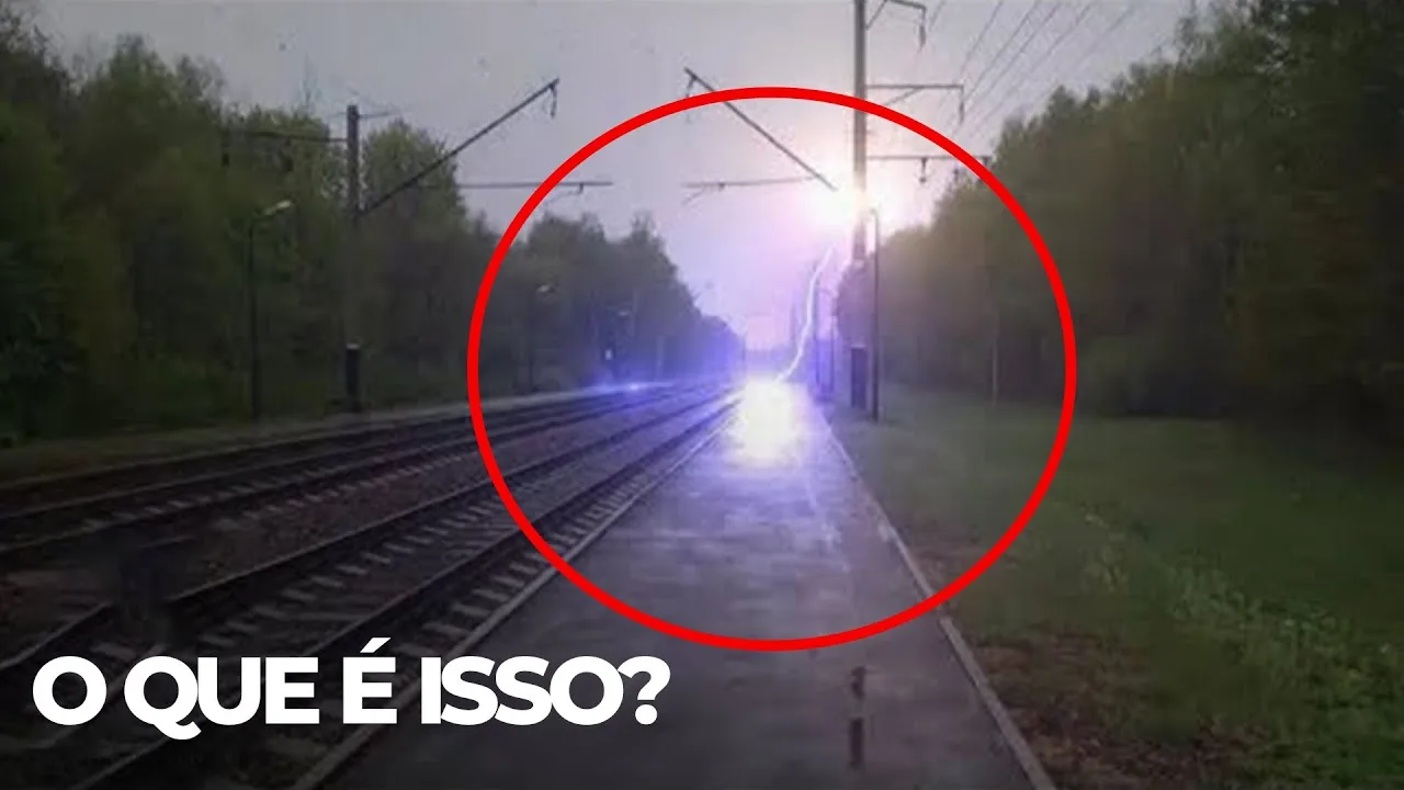 Estranha Luz é avistada sob trilhos, na Rússia e deixa todos assustados