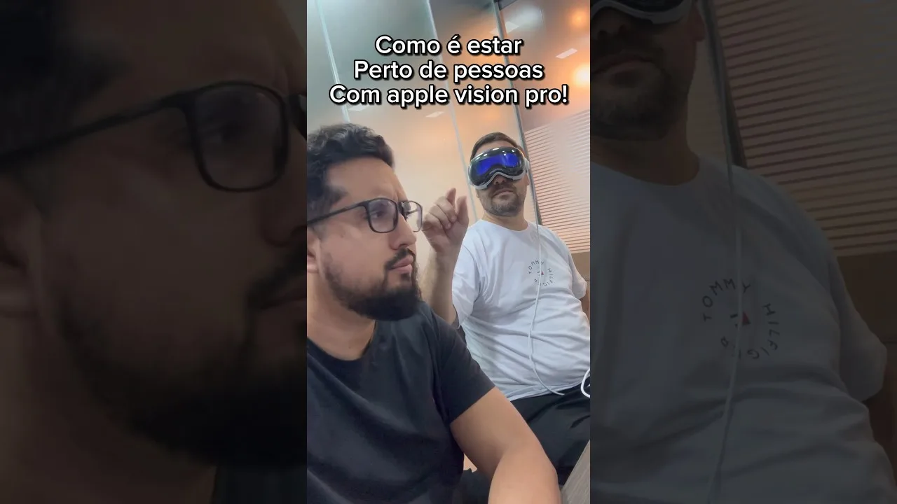 Como é estar perto de uma pessoa usando Apple Vision Pro o óculo da Apple
