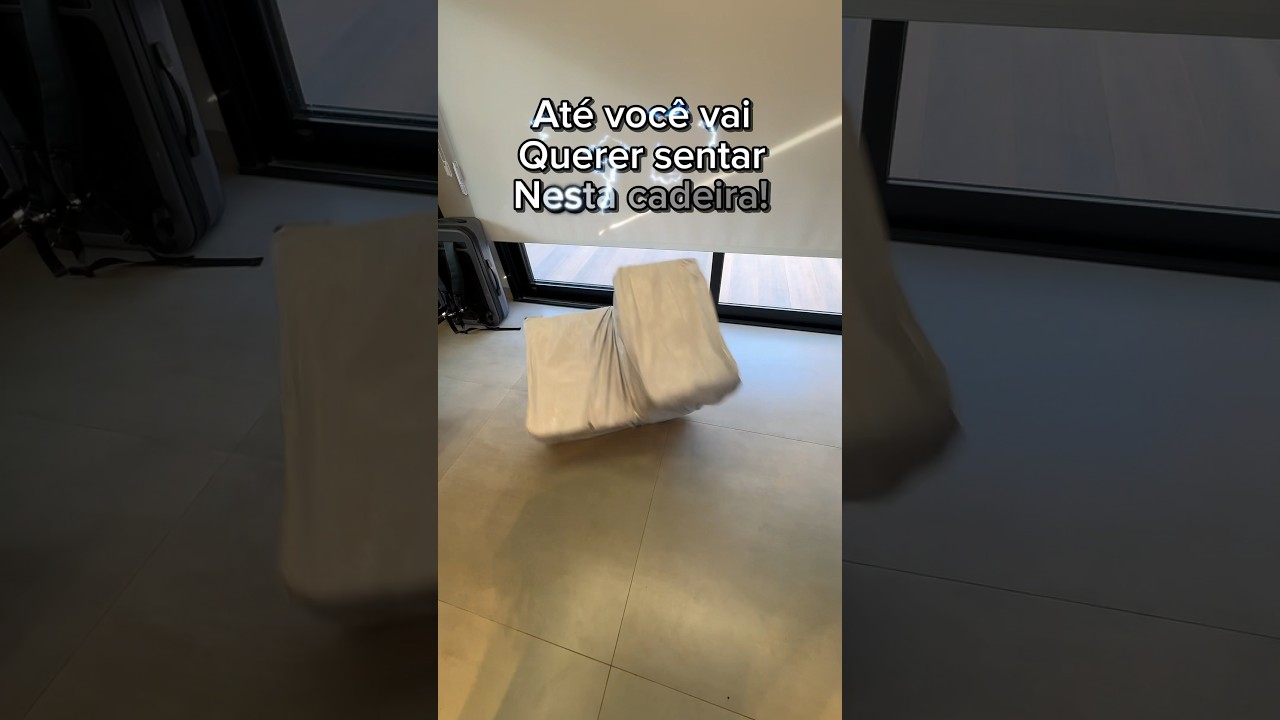 Cadeirinha de bebê mais irada que você vai ver