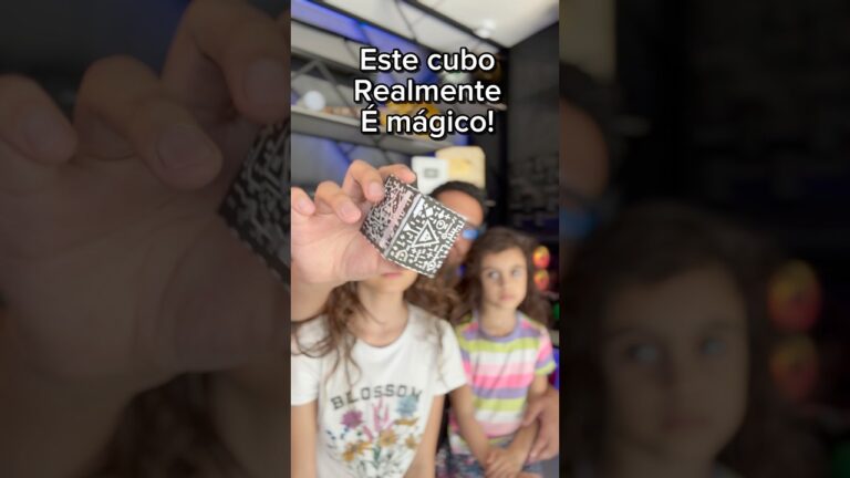 Conheça o verdadeiro cubo mágico