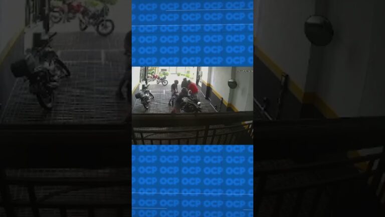 Assaltantes roubam moto de luxo