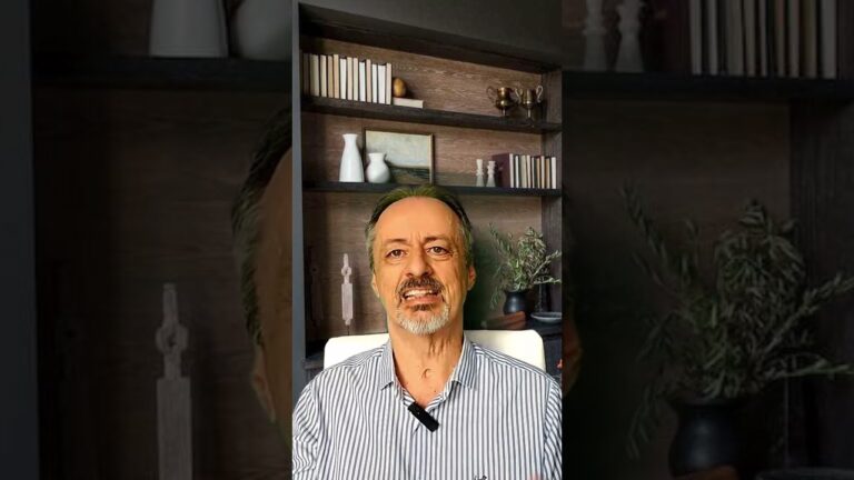 Depois de 12 horas de cirurgia,  Bolsonaro foi para a UTI