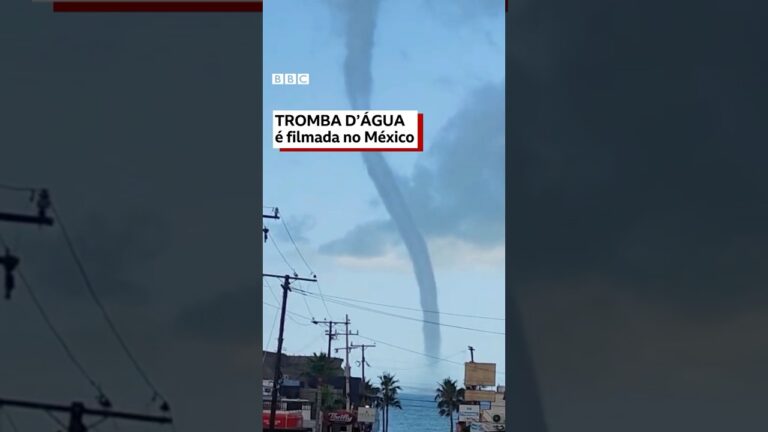 Enorme tromba d’água é vista em cidade no México #BBCNewsBrasil