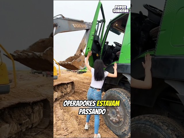 A NOBRE ATITUDE DESSES OPERADORES SALVARAM O DIA DESSA GAROTA QUE ESTAVA COM SEU CAMINHÃO ATOLADO