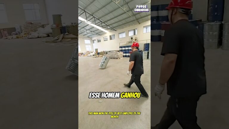 ESSE HOMEM É UM DOS MELHORES FUNCIONÁRIOS DO MUNDO