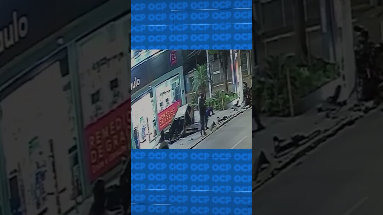 Motorista e passageiro saem andando de carro partido ao meio