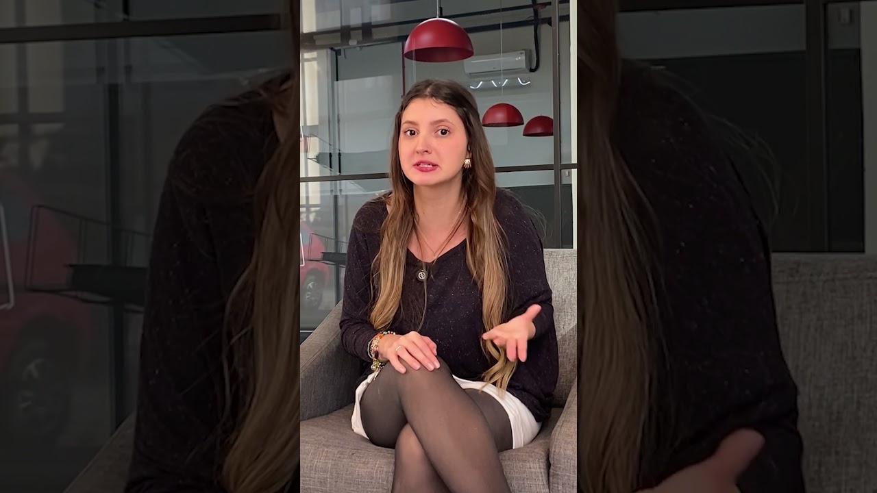 Vira lata percebe crise de diabetes e protege tutor até passar