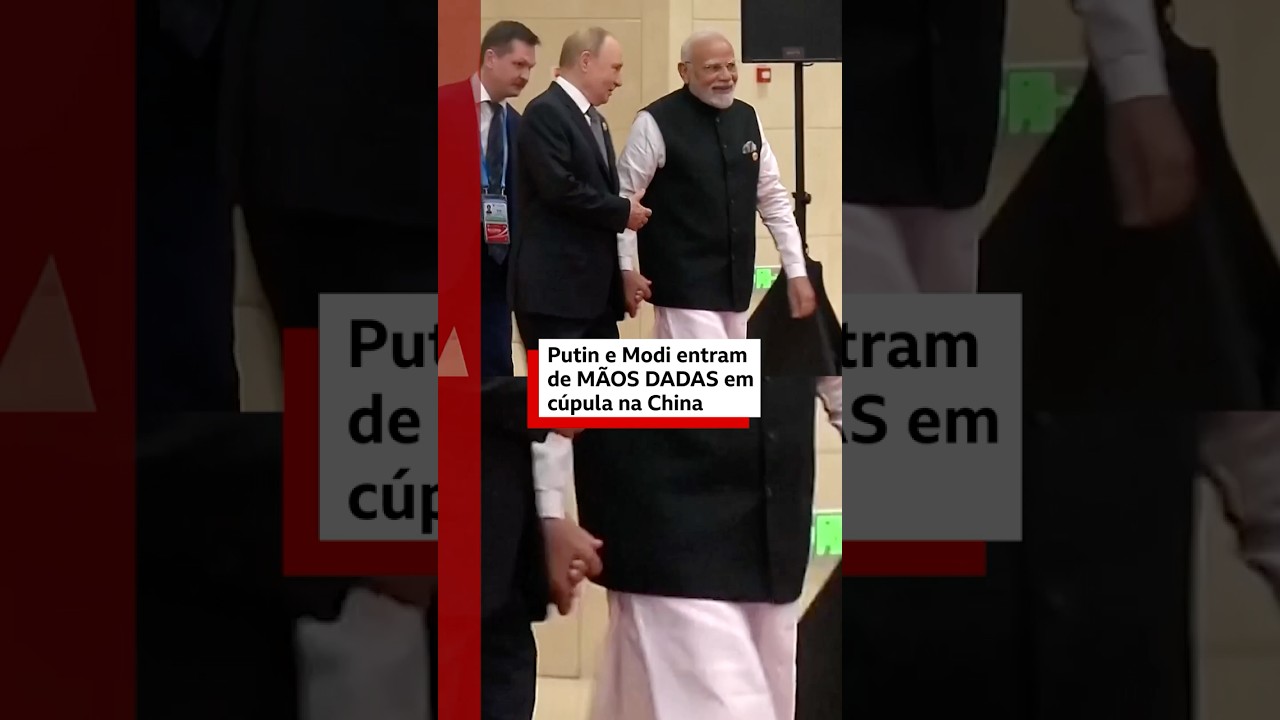Putin entra de mãos dadas com prmeiro-ministro indiano em cúpula na China 🤝🇮🇳🇷🇺🇨🇳