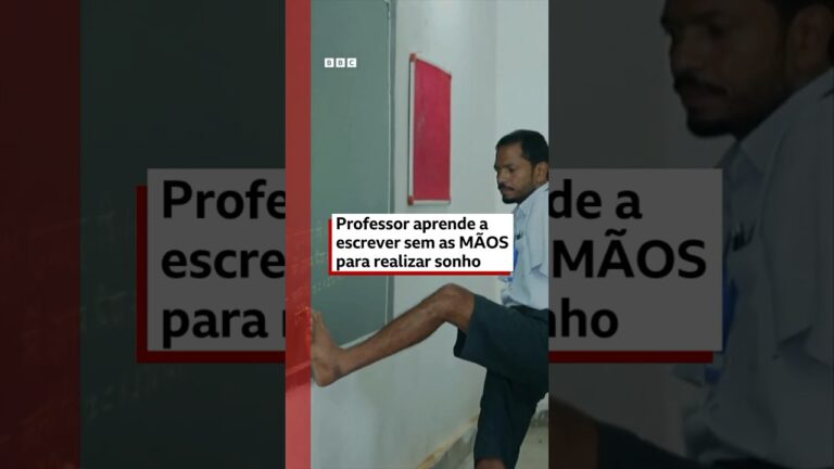 👨‍🏫🎒 O indiano sem mãos que aprendeu a escrever com os pés para realizar sonho de ser professor