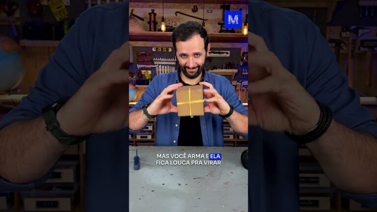 Uma CAIXA que PULA e traz uma SURPRESA!