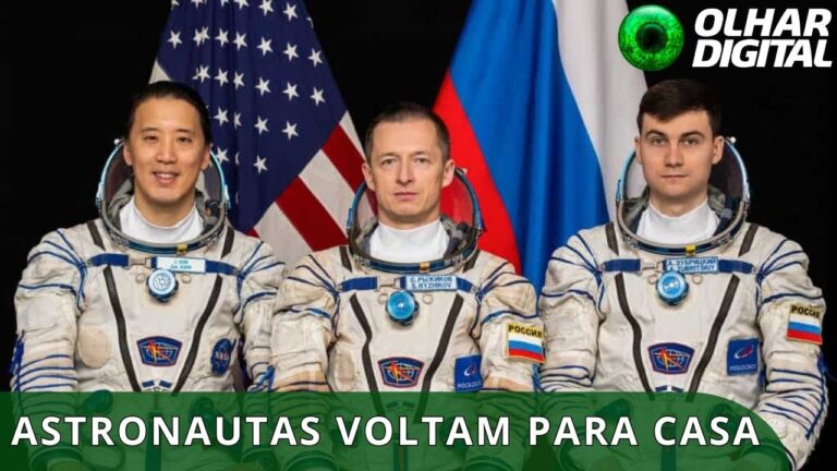 Astronautas pousam na Terra após 8 meses no espaço