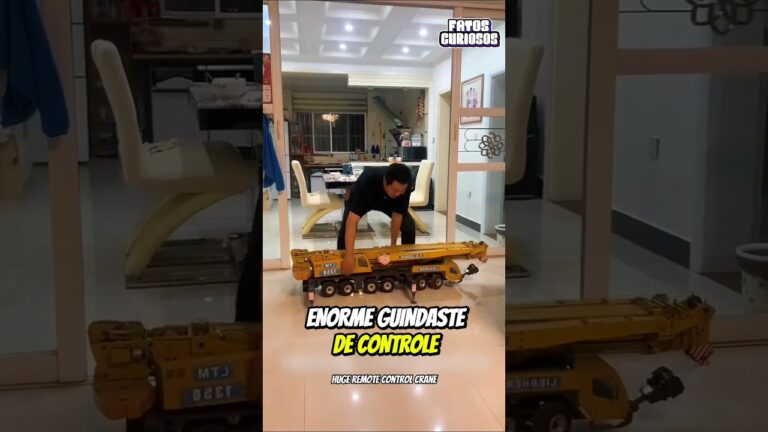 🏗️ O SONHO DE TODO HOMEM! Brinquedo Caro ou Ferramenta de Trabalho? 📺🤔