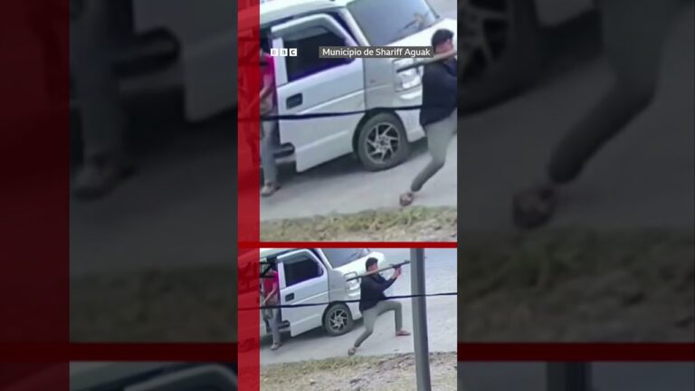 O momento em que prefeito nas Filipinas é atingido em ataque com lança-foguetes