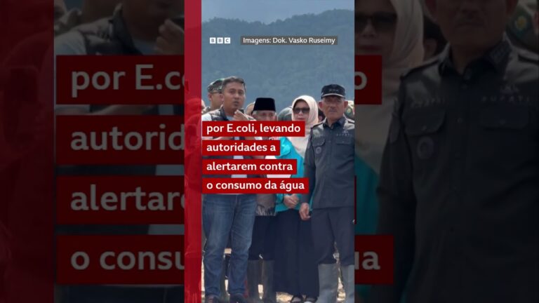 Autoridades alertam moradores para não beber água de uma cratera que se abriu na Indonésia.