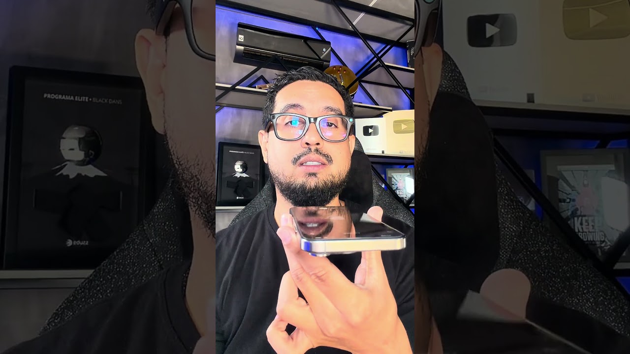 A própria Apple recomenda que você não encoste o iPhone no seu corpo