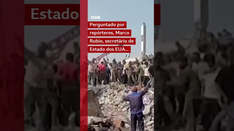 O funeral coletivo realizado no Irã