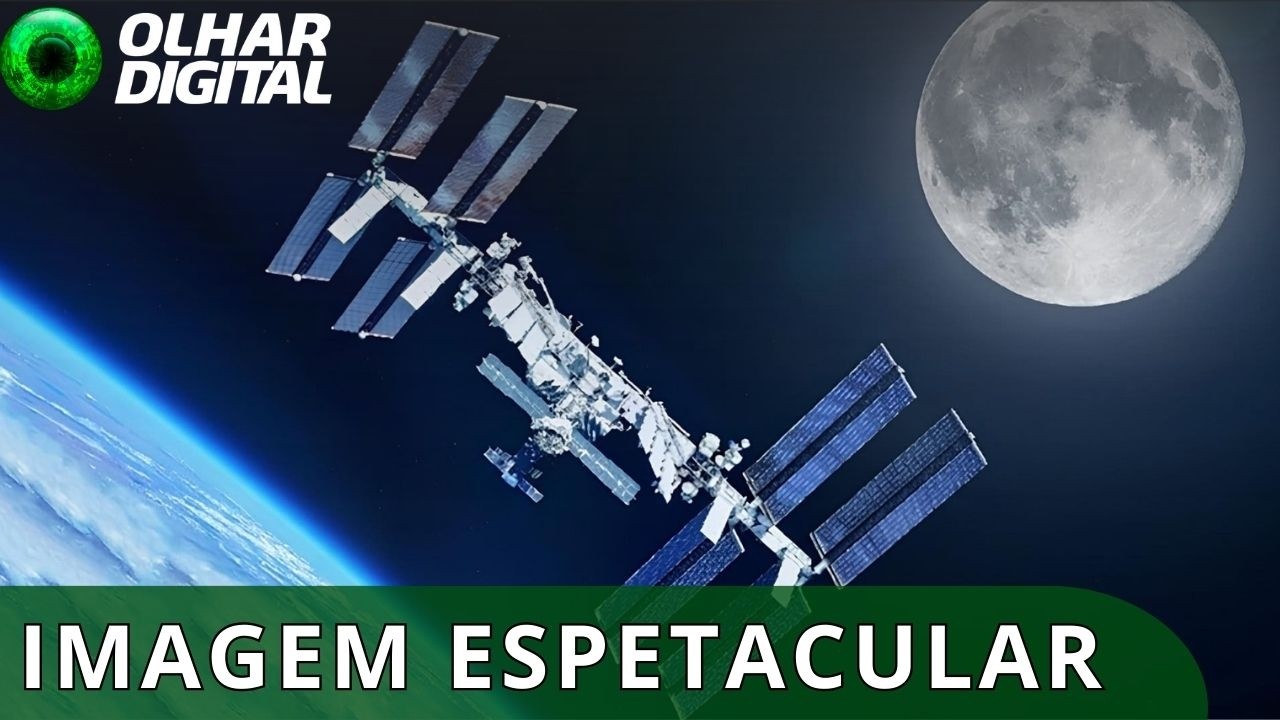 Veja a Estação Espacial Internacional passando na frente da Lua