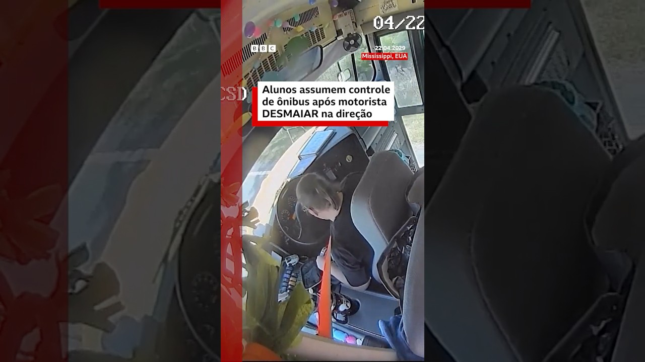 Alunos assumem controle de ônibus após motorista desmaiar