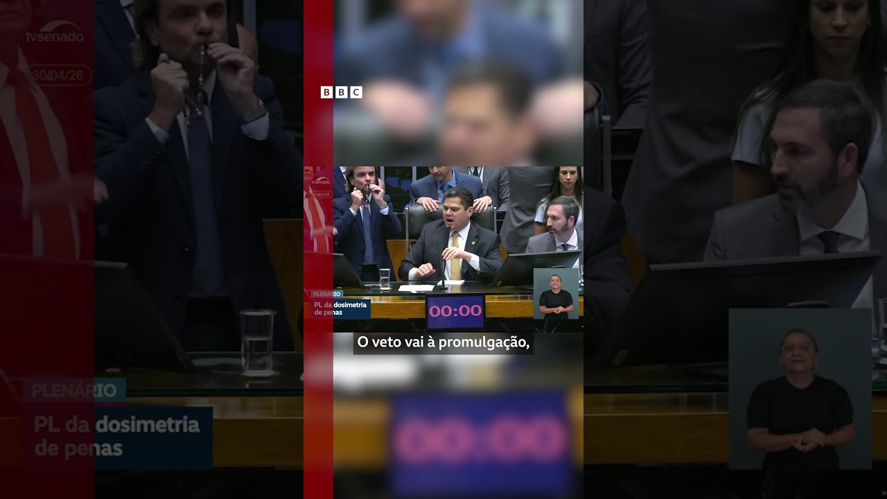 Em nova derrota para o governo, Congresso derruba veto de Lula e reduz pena de Bolsonaro