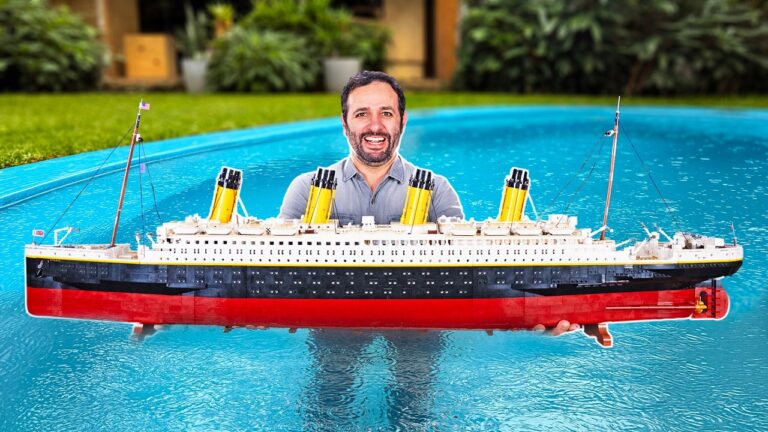 Colocamos um TITANIC de LEGO na ÁGUA e...