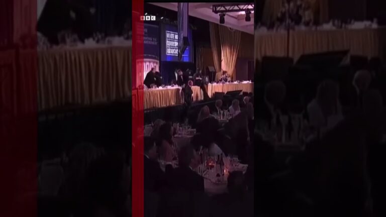 Trump é retirado após tiros serem escutados em jantar