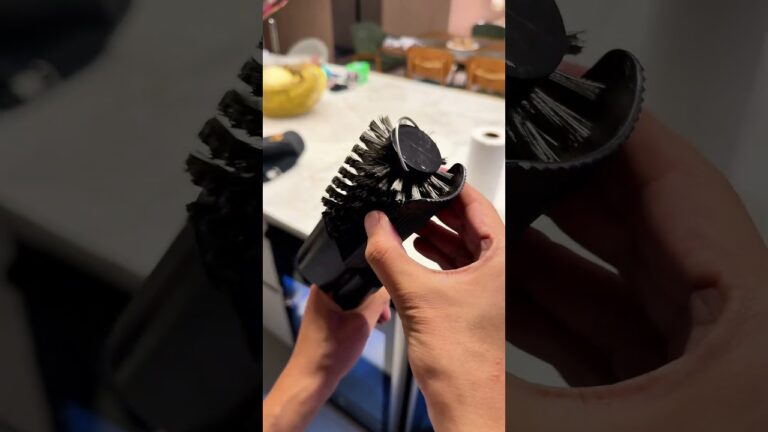 Escova de churrasqueira automática pra limpar churrasqueira é top