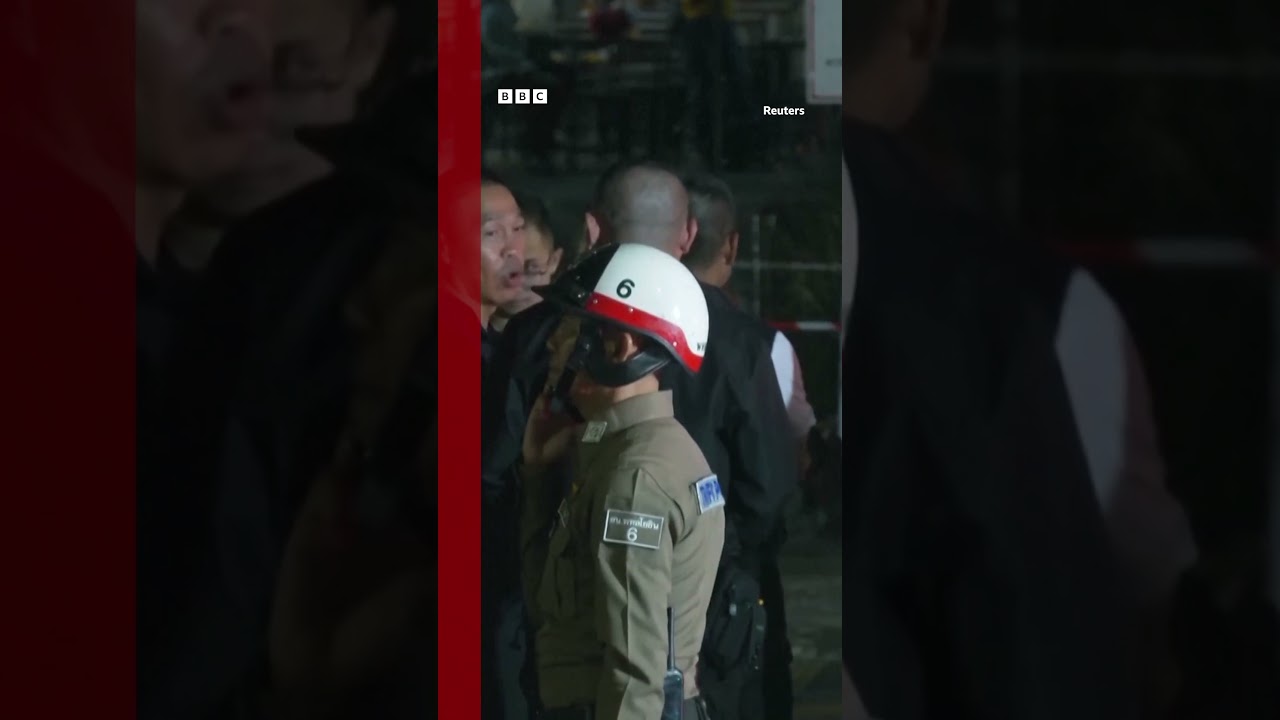 O momento em que incêndio de grandes proporções atinge bar em Bangkok, na Tailândia