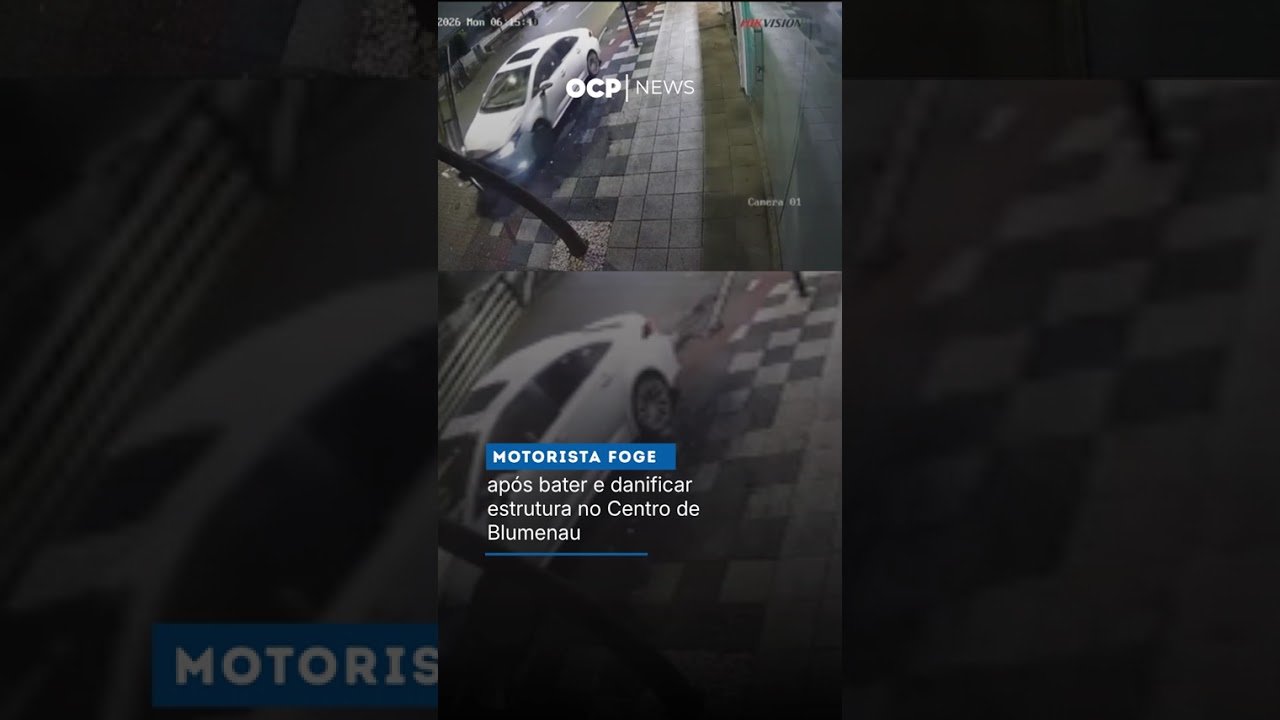 Um acidente bloqueou e danificou parte da Rua Curt Hering, no Centro de Blumenau, na noite de doming