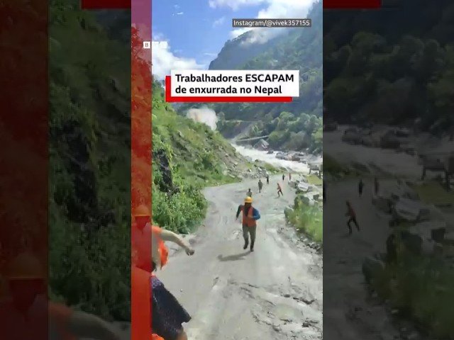 Trabalhadores escapam de enxurrada de lama no Nepal