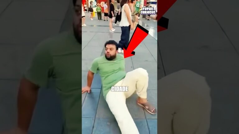 ELE NÃO PODIA ACREDITAR NO QUE SEUS OLHOS ESTAVAM VENDO