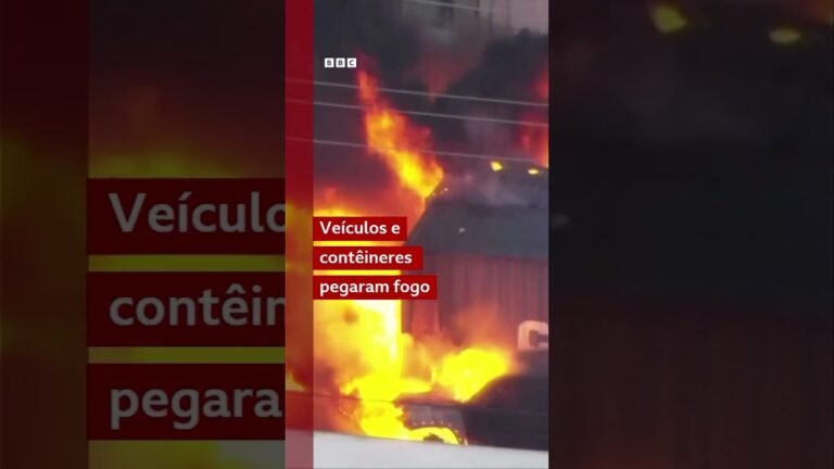 Helicóptero cai em bairro residencial de Los Angeles e deixa 3 mortos