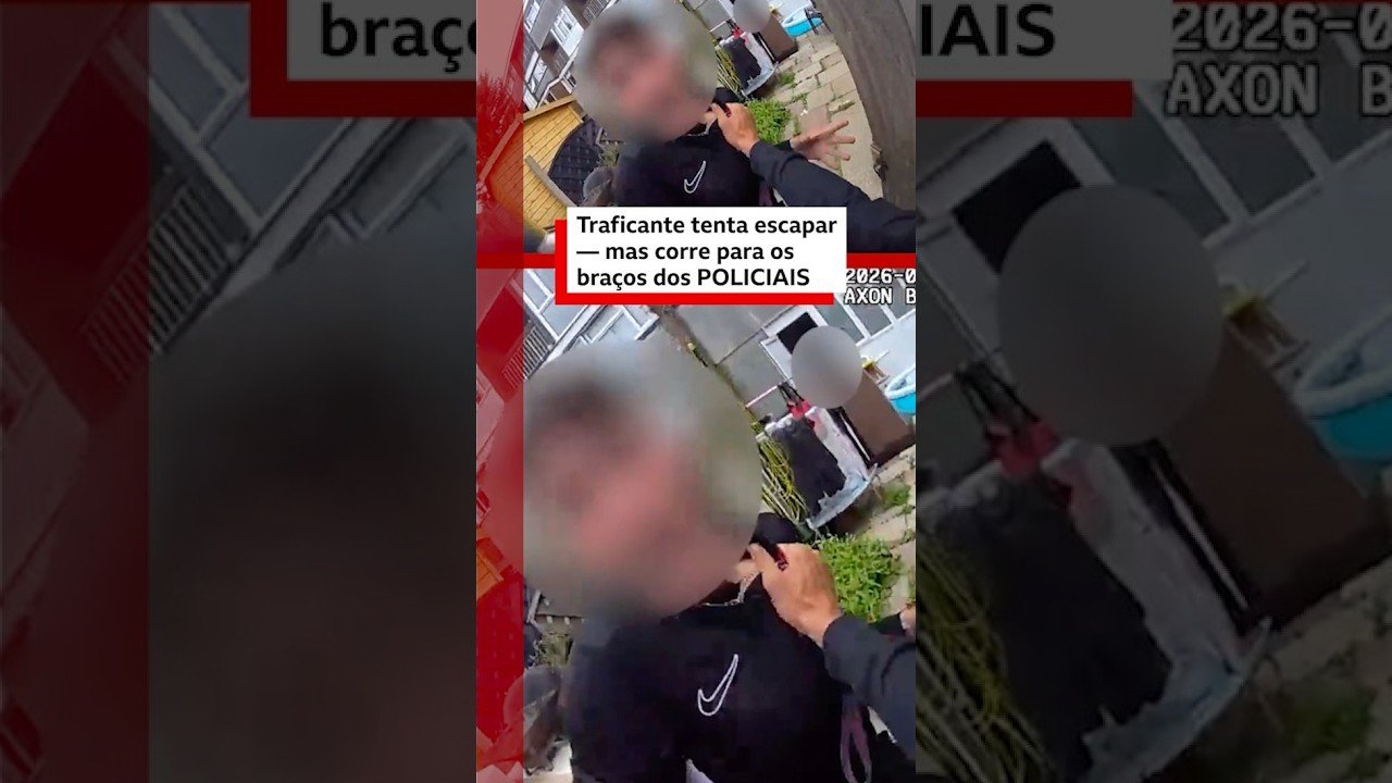 Traficante tenta escapar - mas corre para os braços dos policiais